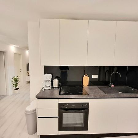 Ferienwohnung Un Ami Pula Exterior foto
