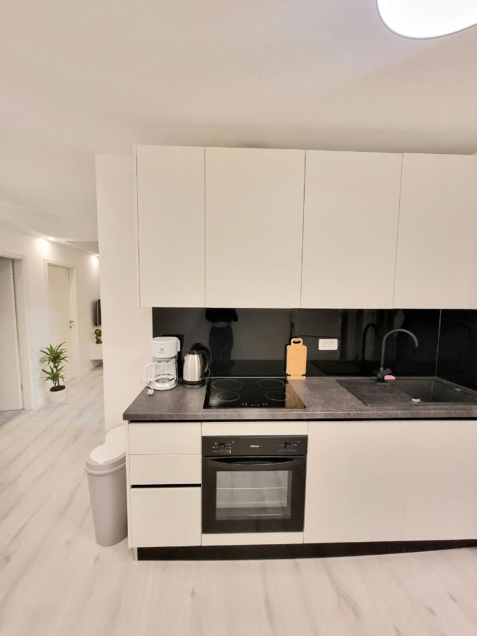 Ferienwohnung Un Ami Pula Exterior foto